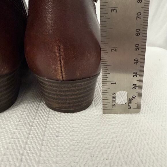 Taos Boots Women’s 7 Ultimo Brown Leather Studded Ankle Booties Boho Western - Picture 6 of 13